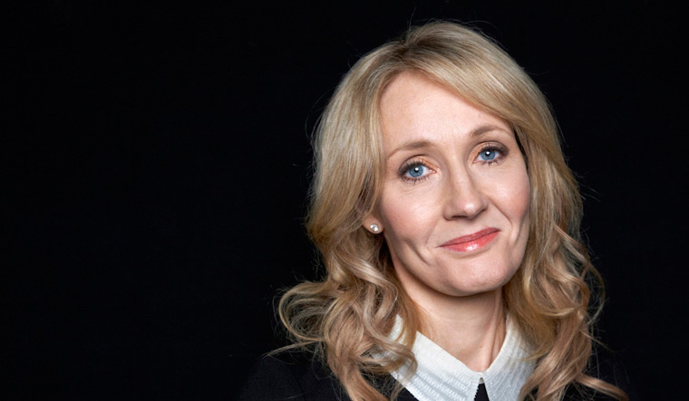 J. K. Rowling mogla bi biti uhapšena jer namjerno krivim rodom oslovljava trans osobe