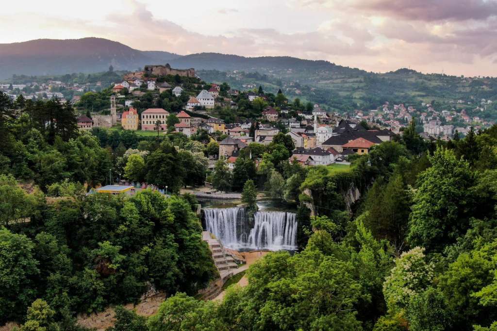 Jajce: Večeras otvorenje 6. Desant festivala