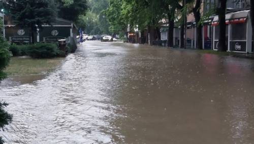 Jaka kiša izazvala poplave u Modriči, Vitezu, Zavidovićima