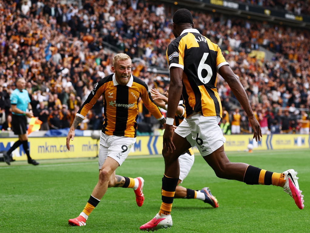 Jakirović na pragu velike senzacije: Hull za 45 minuta razbio Man United