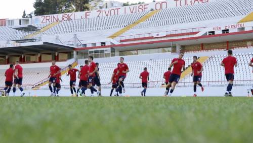 Jakirović: Napravili smo zaokret, idemo s mladim i 'gladnim' igračima