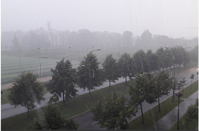 Jako nevrijeme pogodilo Banjaluku, na Kozari padao led