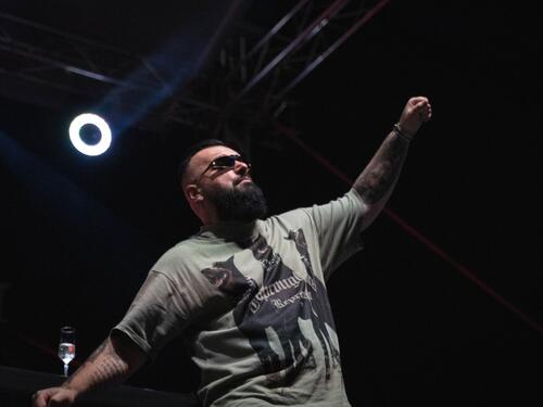 Jala Brat i Buba Corelli zapalili publiku na šibenskom stadionu!