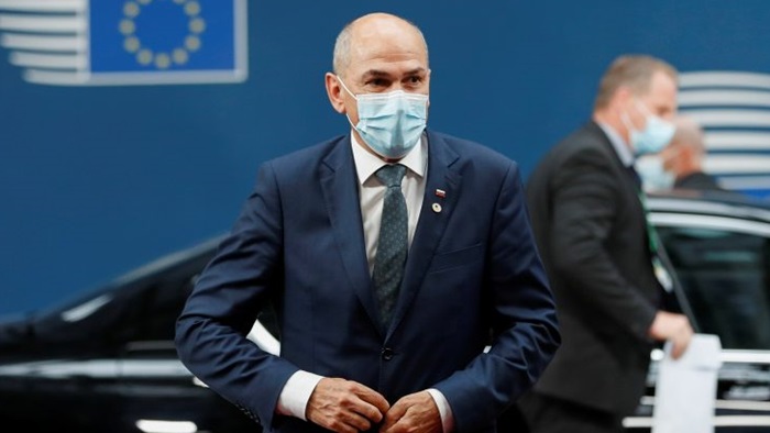 Janša prvog dana predsjedanja Slovenije izazvao skandal