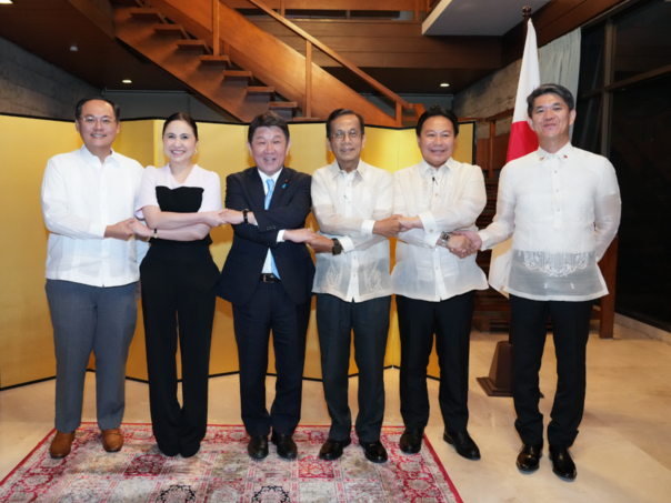 Japan i Filipini potpisali novi odbrambeni sporazum