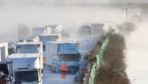 Japan: Lančani sudar više od 130 vozila, najmanje 10 povrijeđenih