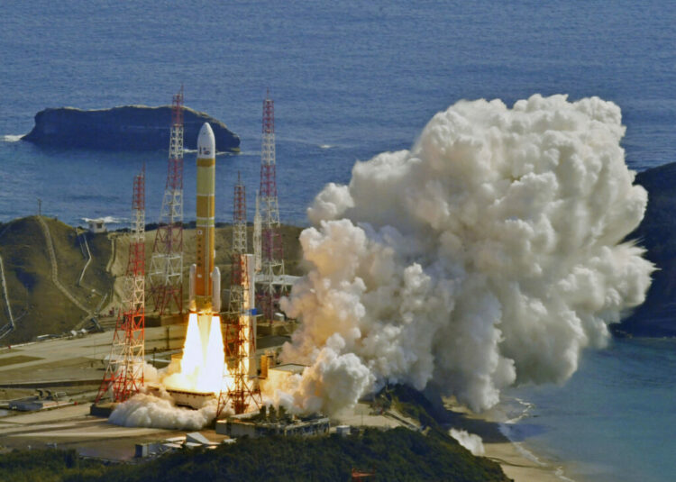 Japan lansirao pa zbog kvara na motoru uništio svemirsku raketu