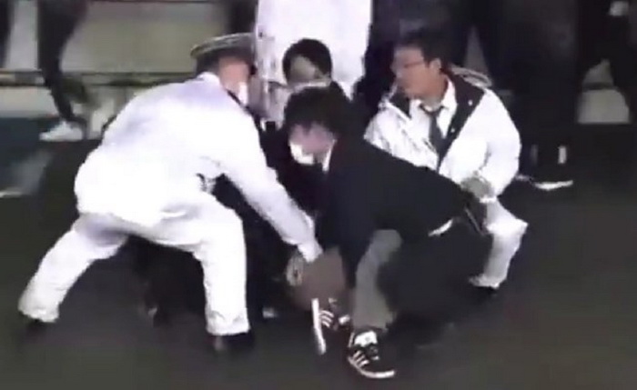 Eksplozija na govoru japanskog premijera, nastao haos