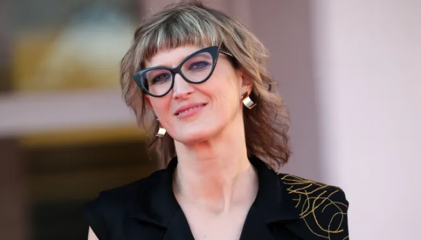 JASMILA ŽBANIĆ - PRIČA O EMERIKU BLUMU