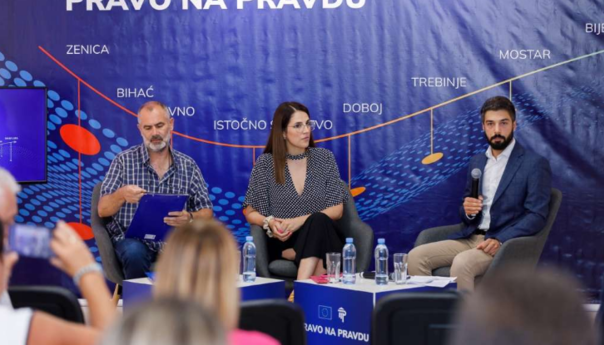 Javna debata 'Pravo na pravdu' održana u Trebinju