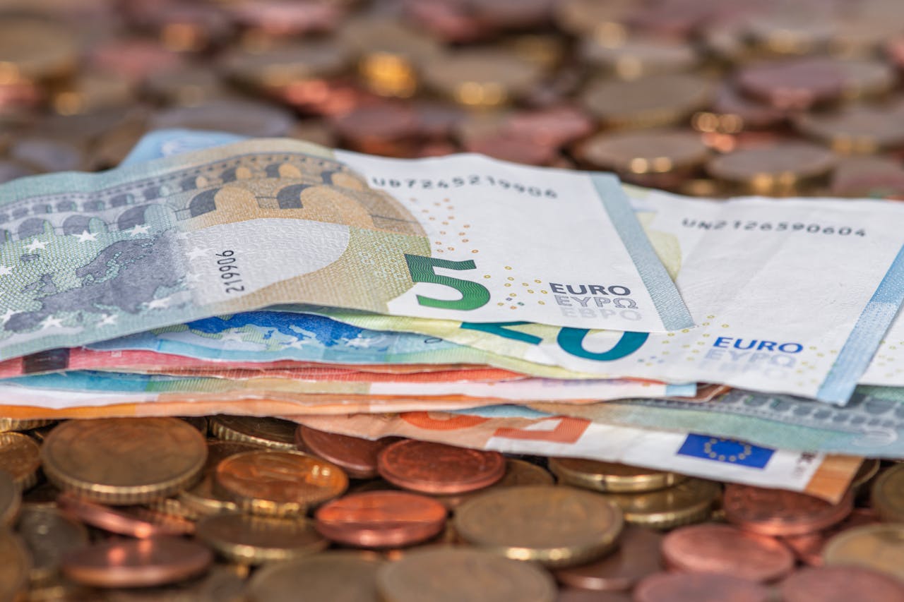 Javni dug Srbije na kraju maja 38,77 milijardi eura, 44 odsto BDP-a