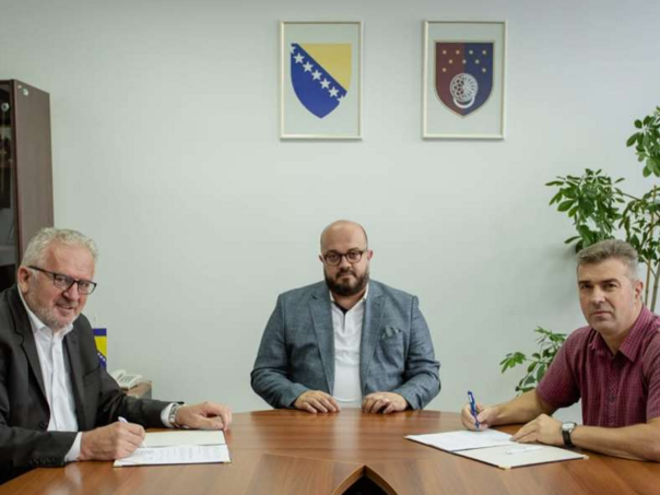 Javni prijevoz u KS besplatan za učenike i studente tokom raspusta