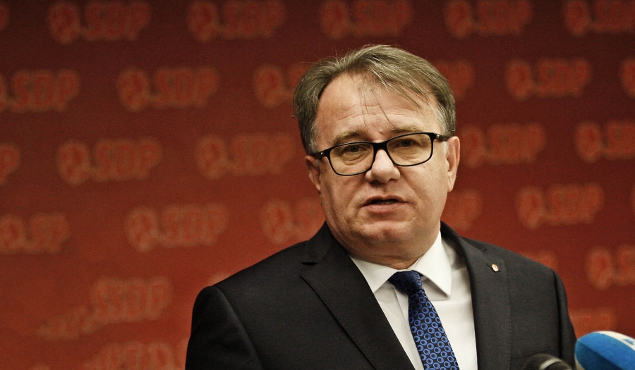 Je li Nikšić pred ostavkom: Neugodno mi je