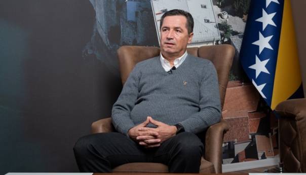 Je li s izborom dr. Guzina počela velika kadrovska obnova SDA