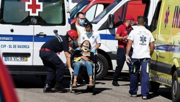 Jedna osoba poginula, a 35 povrijeđeno u željezničkoj nesreći u Portugalu