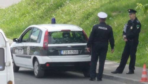 Jedna osoba poginula u teškoj saobraćajnoj nesreći kod Srebrenika