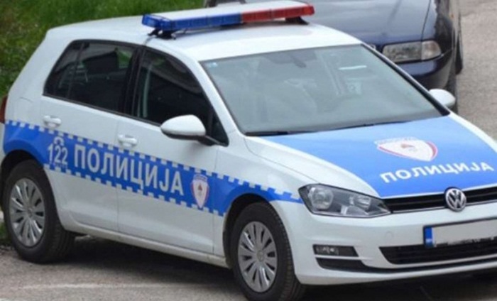 Jedna osoba poginula u teškom sudaru kamiona i auta kod Foče