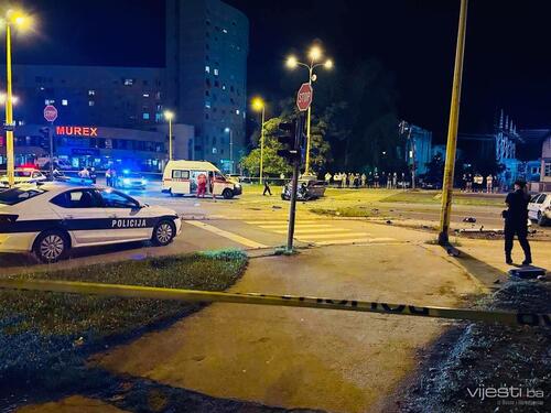 Jedna osoba teže povrijeđena u sinoćnjoj nesreći u Tuzli