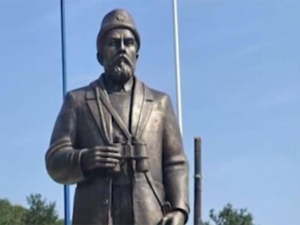 Jedna osoba uhapšena zbog spomenika Pavlu Đurišiću, policija traga za saučesnicima