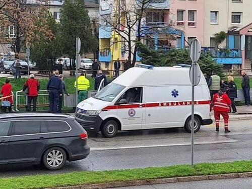 Jednog policajca odnijela voda u Tuzli, njegov kolega spašen