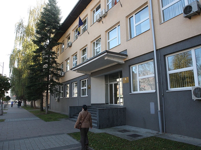 Jednomjesečni pritvor Harisu Skeliću za ratni zločin u Derventi