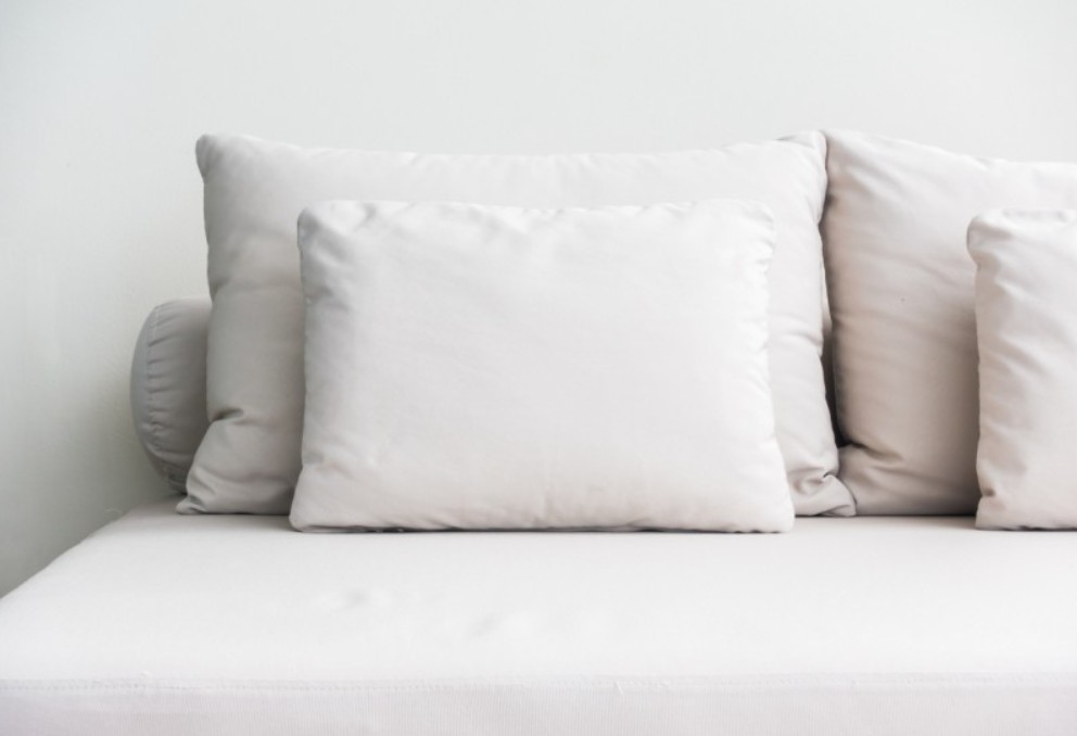Jednostavan trik koji vraća svježinu vašim jastucima