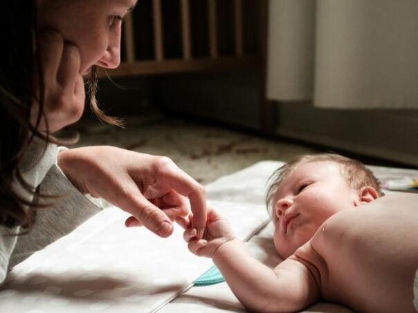 Jednu stvar nikako ne smijete raditi nakon carskog reza: Ne, nije nošenje teških stvari