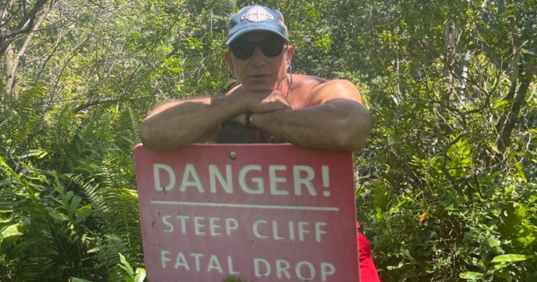 Bezos uputio poruku DiCapriju nakon što je slavni glumac upoznao njegovu djevojku