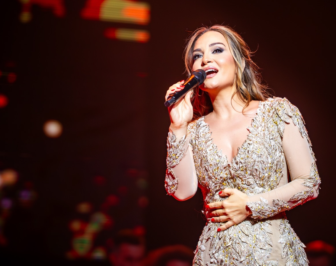 Jeleni Tomašević pozlilo na koncertu: Otpjevala je samo jednu pjesmu i pala...   