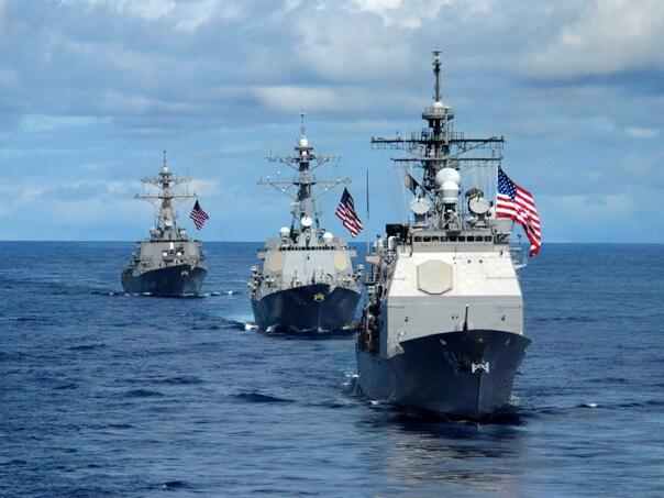 Jemenske snage napale američku ratnu flotu, SAD uzvratile