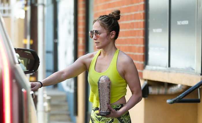 Jennifer Lopez nakon treninga opsovala fotografe
