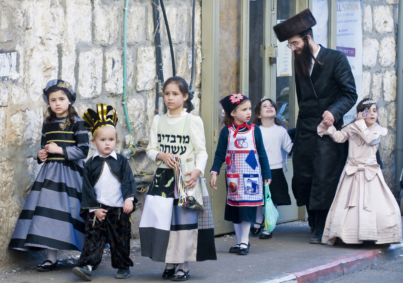 Jevreji danas proslavljaju Purim