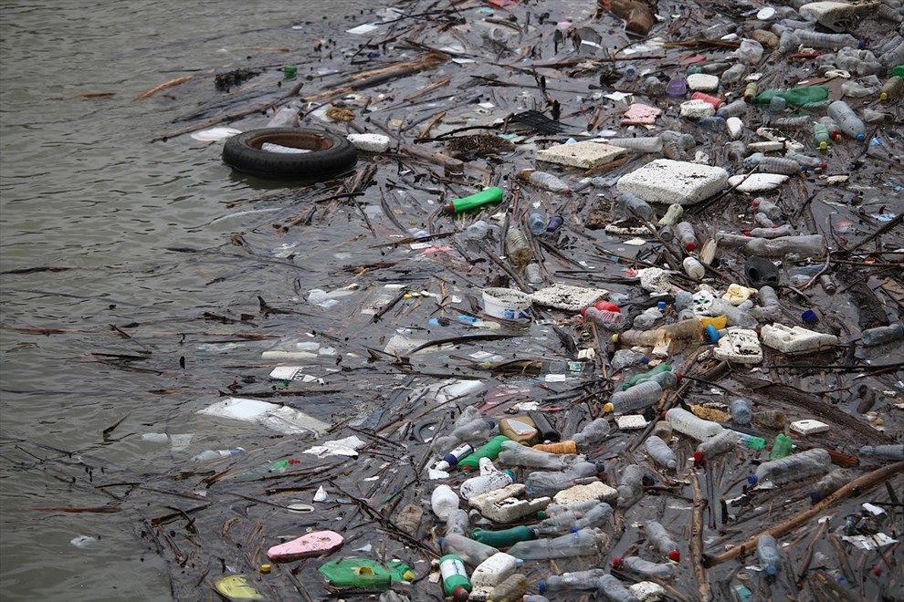 Jezero iz kojeg Priština dobija vodu za piće prepuno smeća