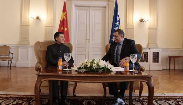 Ji Ping s Dodikom: Ne podržavamo miješanje drugih zemalja