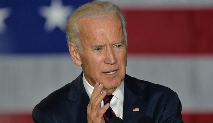 Joe Biden potpisuje niz uredbi prvog dana predsjedanja