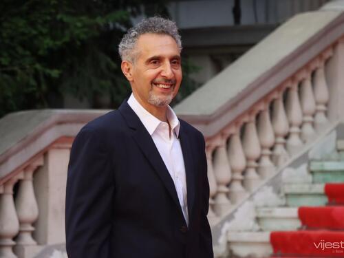 John Turturro stigao u Sarajevo: Počasno Srce Sarajeva za proslavljenog glumca