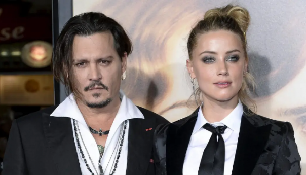 Johnny Depp dvije pjesme posvetio Amber Heard