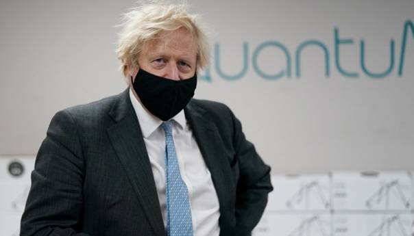 Izlazak Britanije iz lockdowna mora biti pun opreza, ali i nepovratan