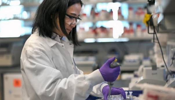 Johnson & Johnson od septembra testira vakcinu protiv koronavirusa