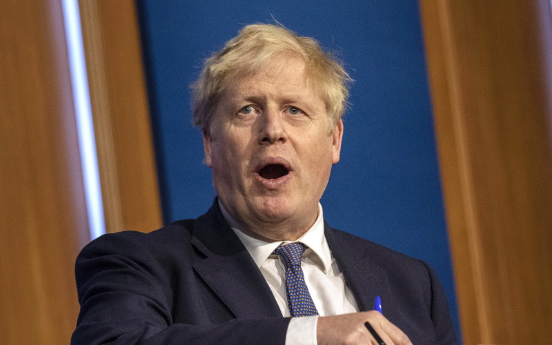 Johnson piše memoare o vremenu provedenom u Downing Streetu
