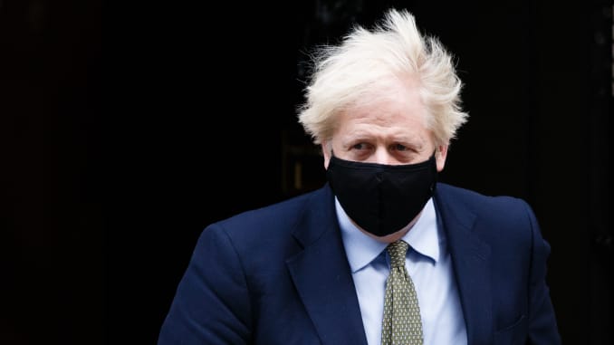 Johnson: Restrikcije počinju da daju efekte