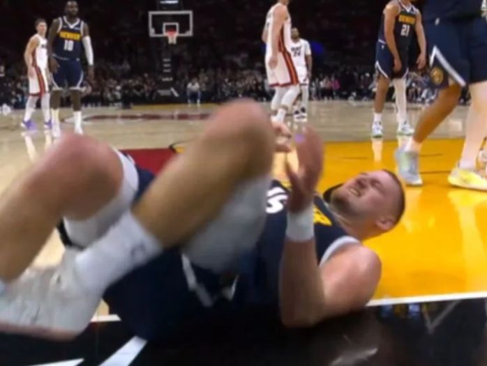 Jokić doživio straviču povredu: Strahuje se od najgoreg