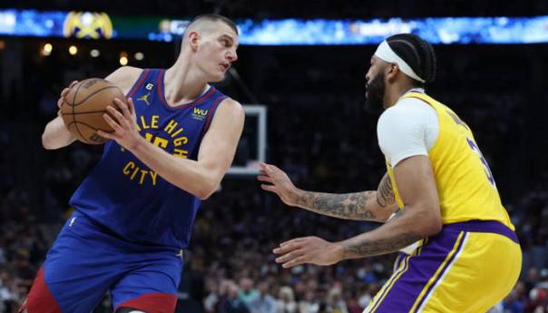 Jokić pomeo LeBrona i doveo Denver u vodstvo protiv Lakersa