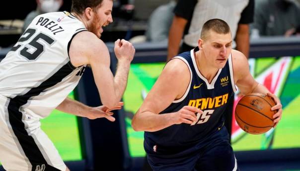 Jokić upisao 54. triple-double karijere i predvodio Denver do osme uzastopne pobjede