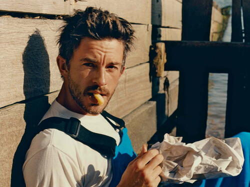 Jonathan Bailey najseksipilniji muškarac na svijetu za 2025. godinu