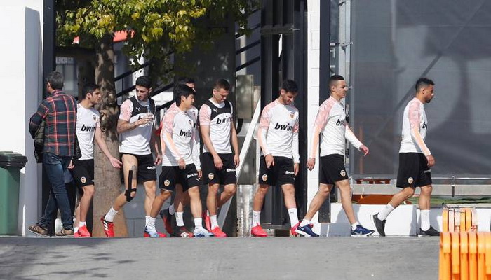 Još četvoro u redovima Valencije zaraženo korona virusom