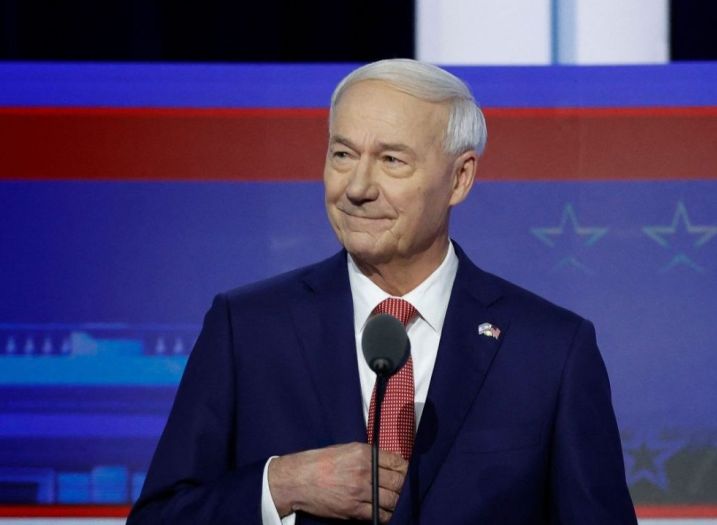 Još jedan rival Donalda Trumpa se povukao iz izborne utrke