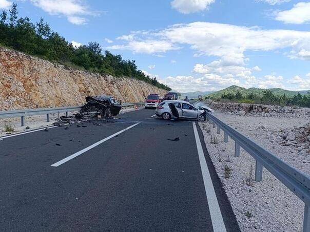 Još jedna osoba naknadno preminula nakon sudara kod Stoca