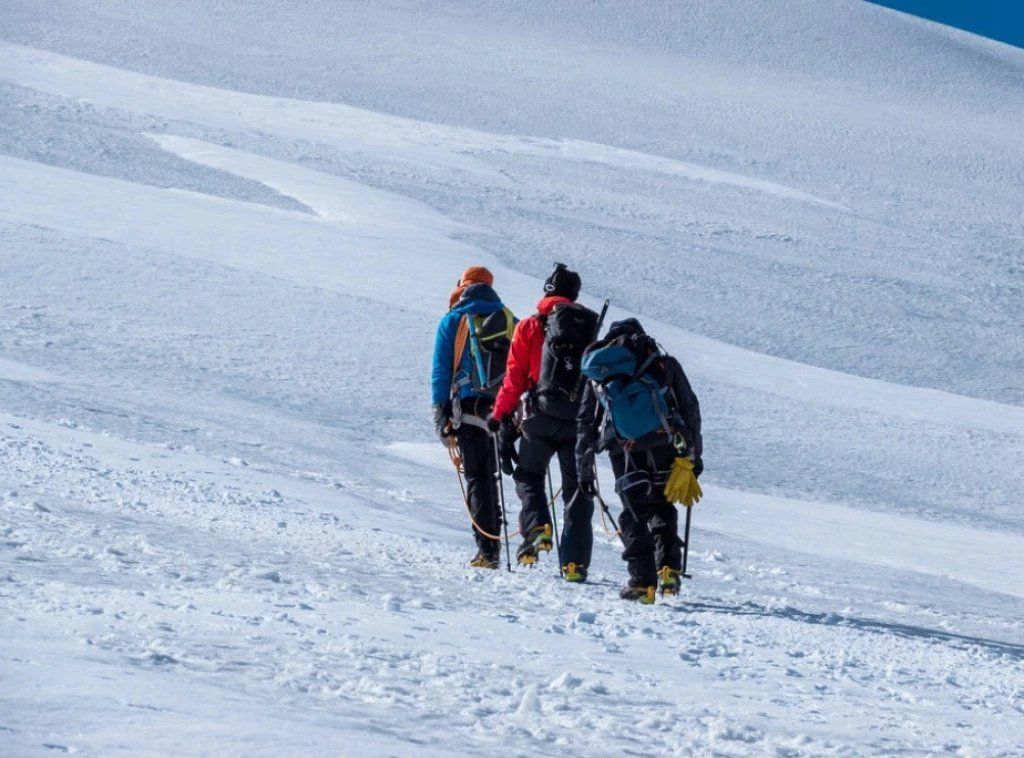 Još jedna tragedija na planini Elbrus: Poginuo ruski planinar