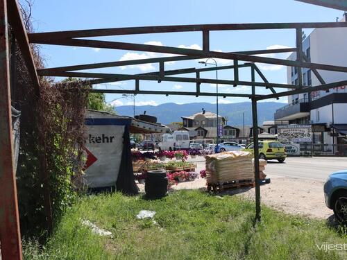 Još ništa od XII transverzale, Stupska pijaca najveće ruglo i sramota Sarajeva